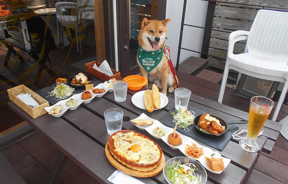 ファミーユカフェ"